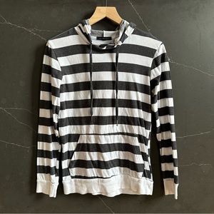 21 Men Small Long Sleeve Hooded T-Shirt